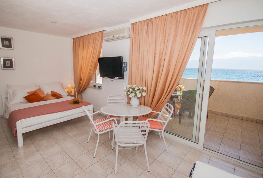 Ferienwohnung Dubravka Baška Zimmer foto